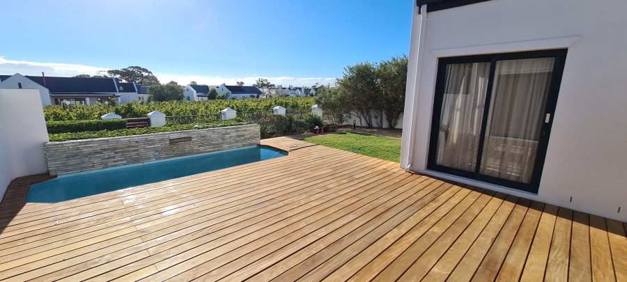 4 Bedroom Property for Sale in Croydon Vineyard Estate Western Cape